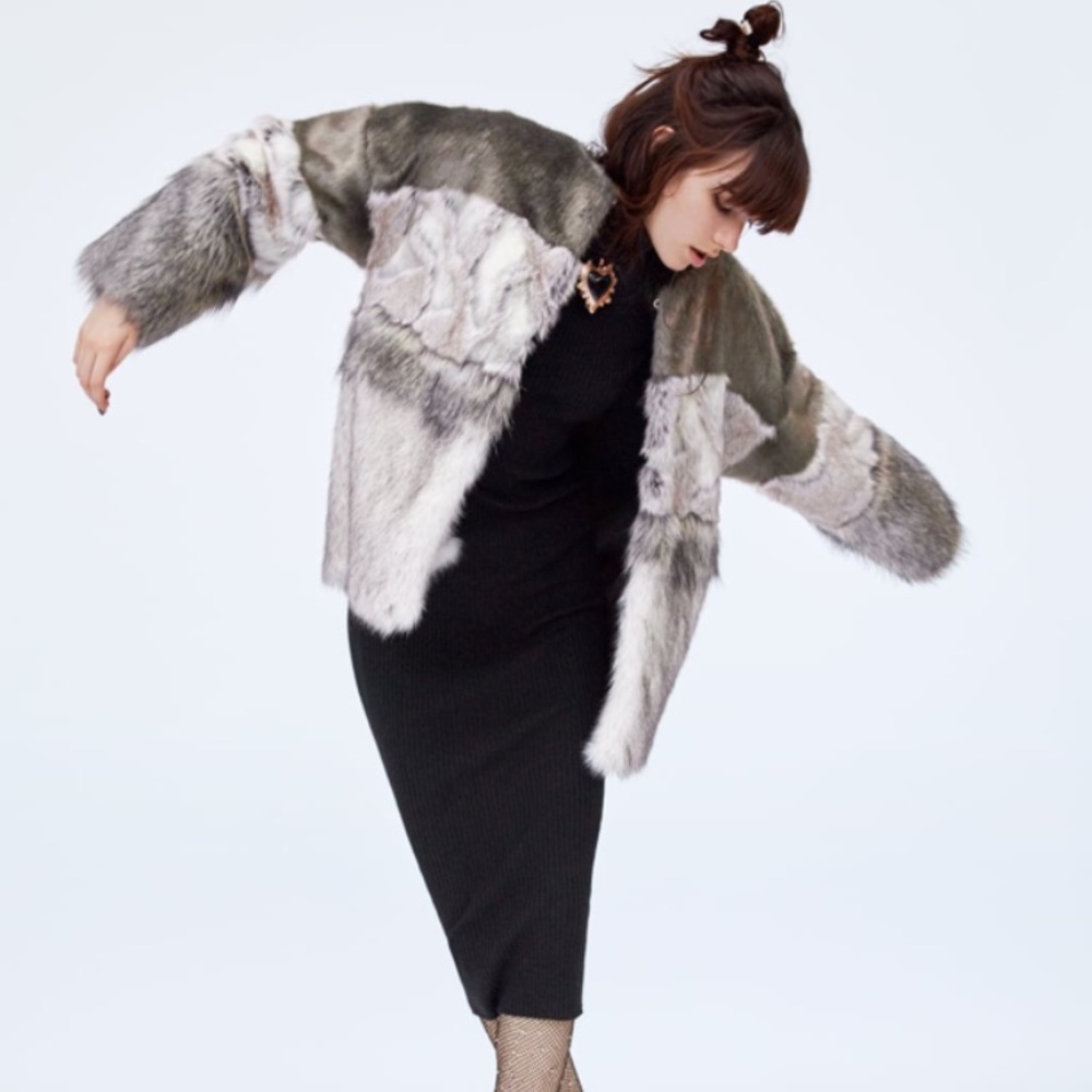 Contrasting Faux Fur Coat Zara
